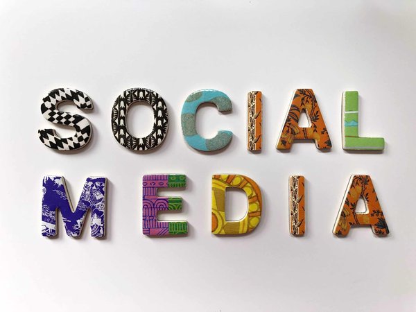 10 Stratégies Infaillibles pour Booster votre Présence sur les Réseaux Sociaux