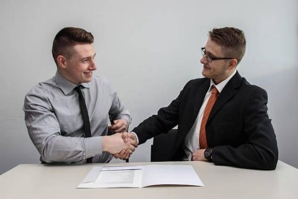 Stratégies d'entreprise efficaces pour attirer les meilleurs talents