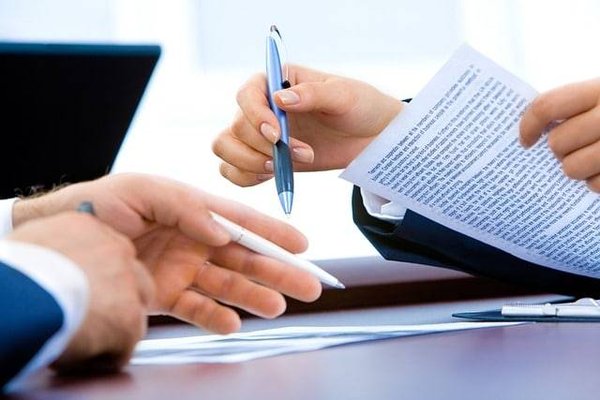 Assurer la conformité en entreprise : Guide pratique pour naviguer dans un environnement réglementaire complexe